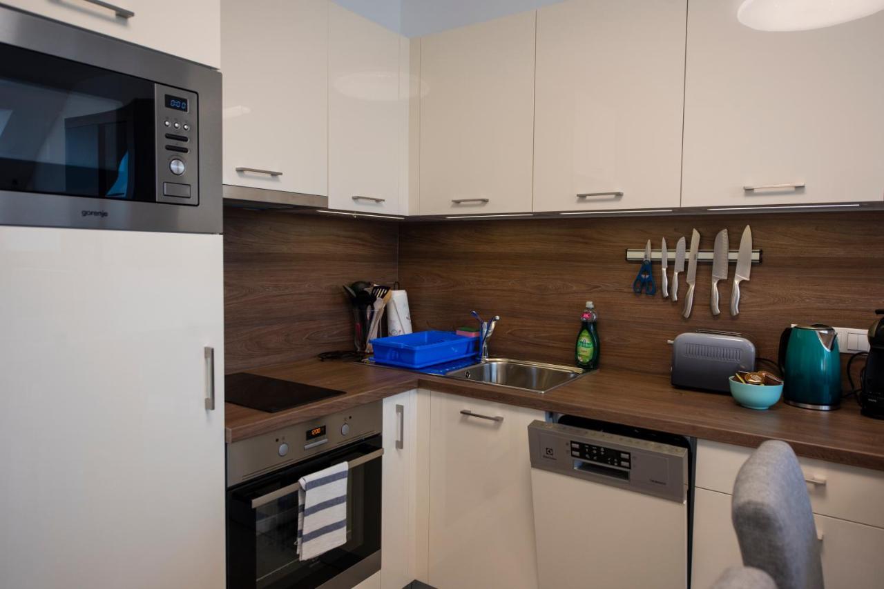 Zsuka Apartman Free Parking Pecs Exterior photo